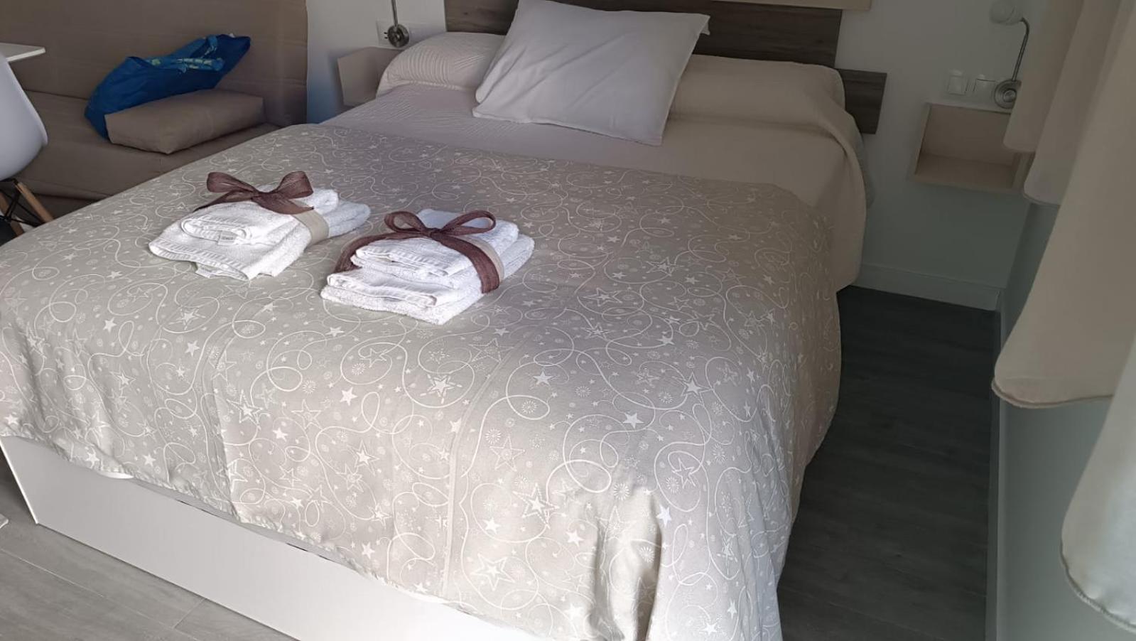 Alaudae Apartamentos เมรีดา ภายนอก รูปภาพ