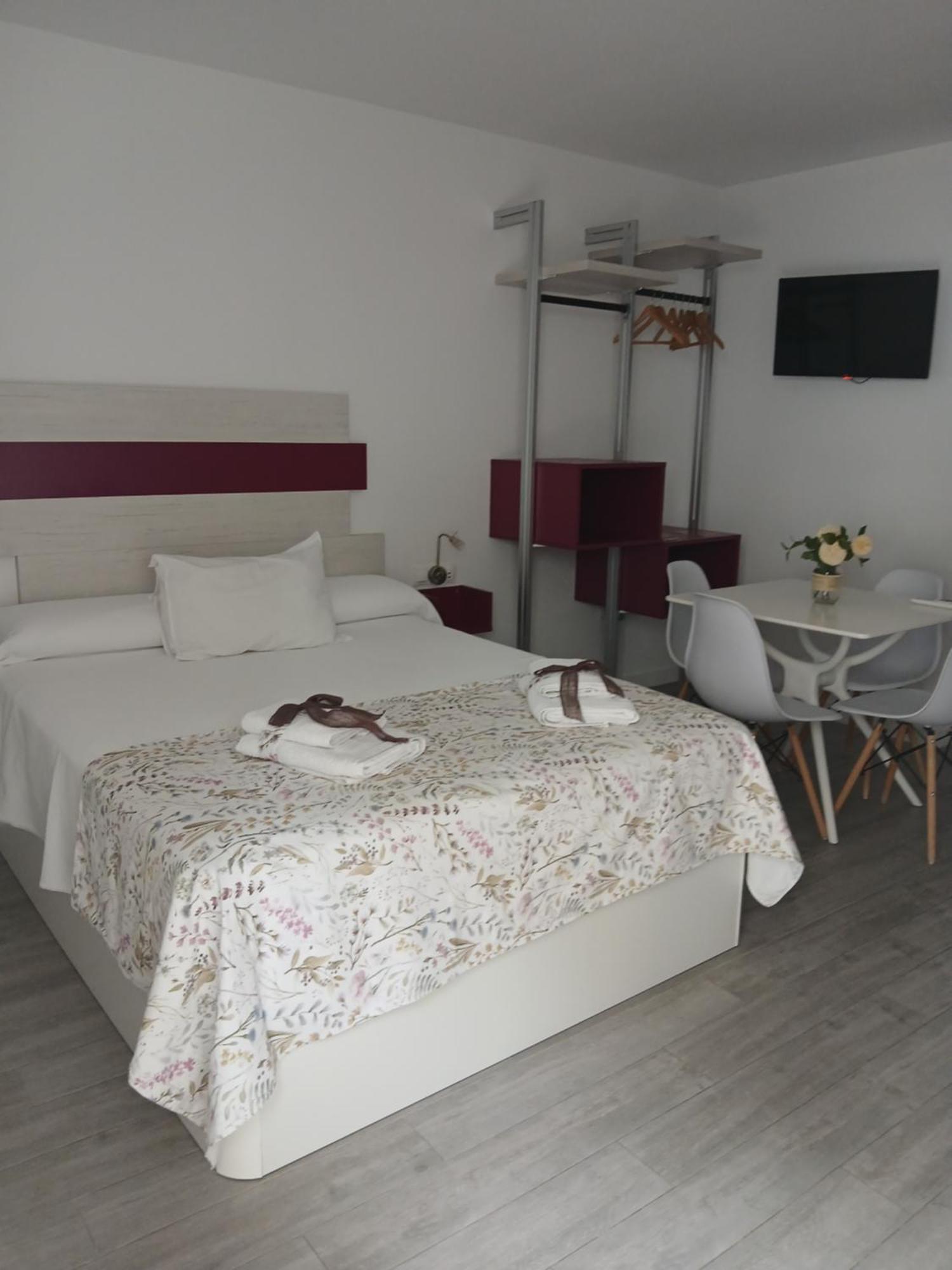 Alaudae Apartamentos เมรีดา ภายนอก รูปภาพ